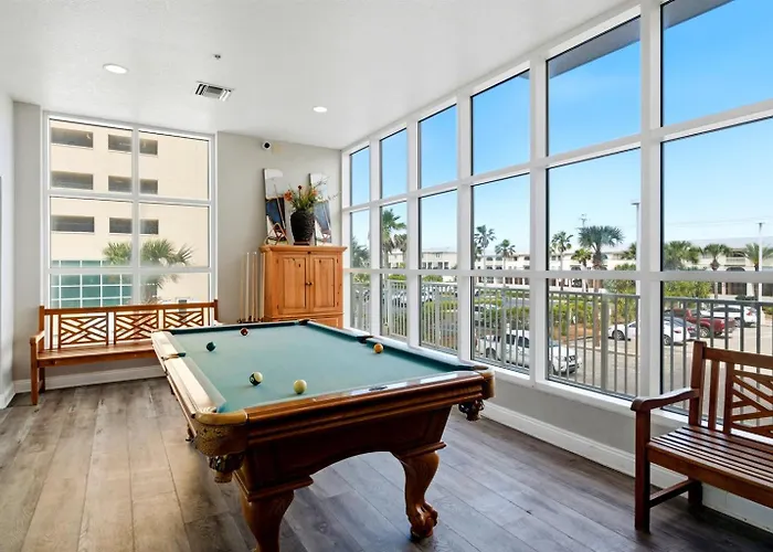Apartment Crystal Shores 1101 Gulf Front Corner Unit
